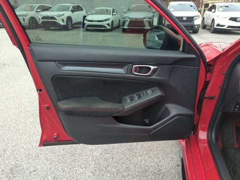 Used 2025 Honda Civic Type R image 17