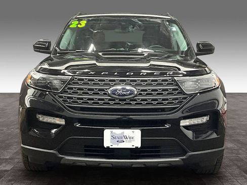 Used 2023 Ford Explorer XLT w/ Equipment Group 202A AWD/4WD image 27