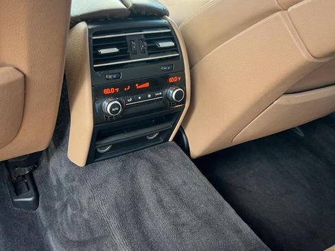 Used 2011 BMW 750Li RWD image 10