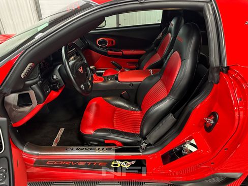 Used 2003 Chevrolet Corvette Z06 RWD image 35