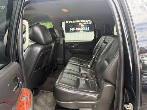 Used 2013 Chevrolet Suburban LT AWD/4WD image 11