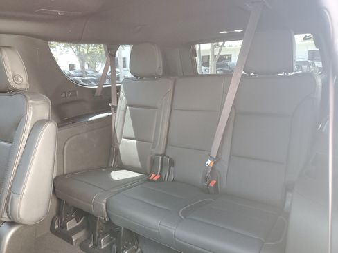 Certified 2021 GMC Yukon XL Denali w/ Denali Premium Package RWD image 13