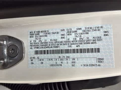 Used 2024 Ford Escape Platinum image 13