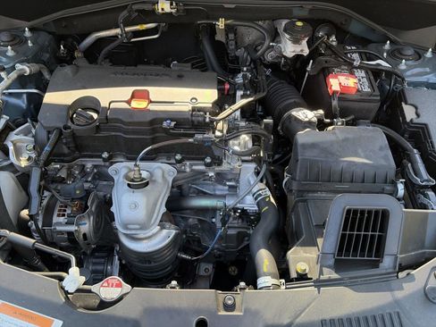 Certified 2025 Honda HR-V LX image 22