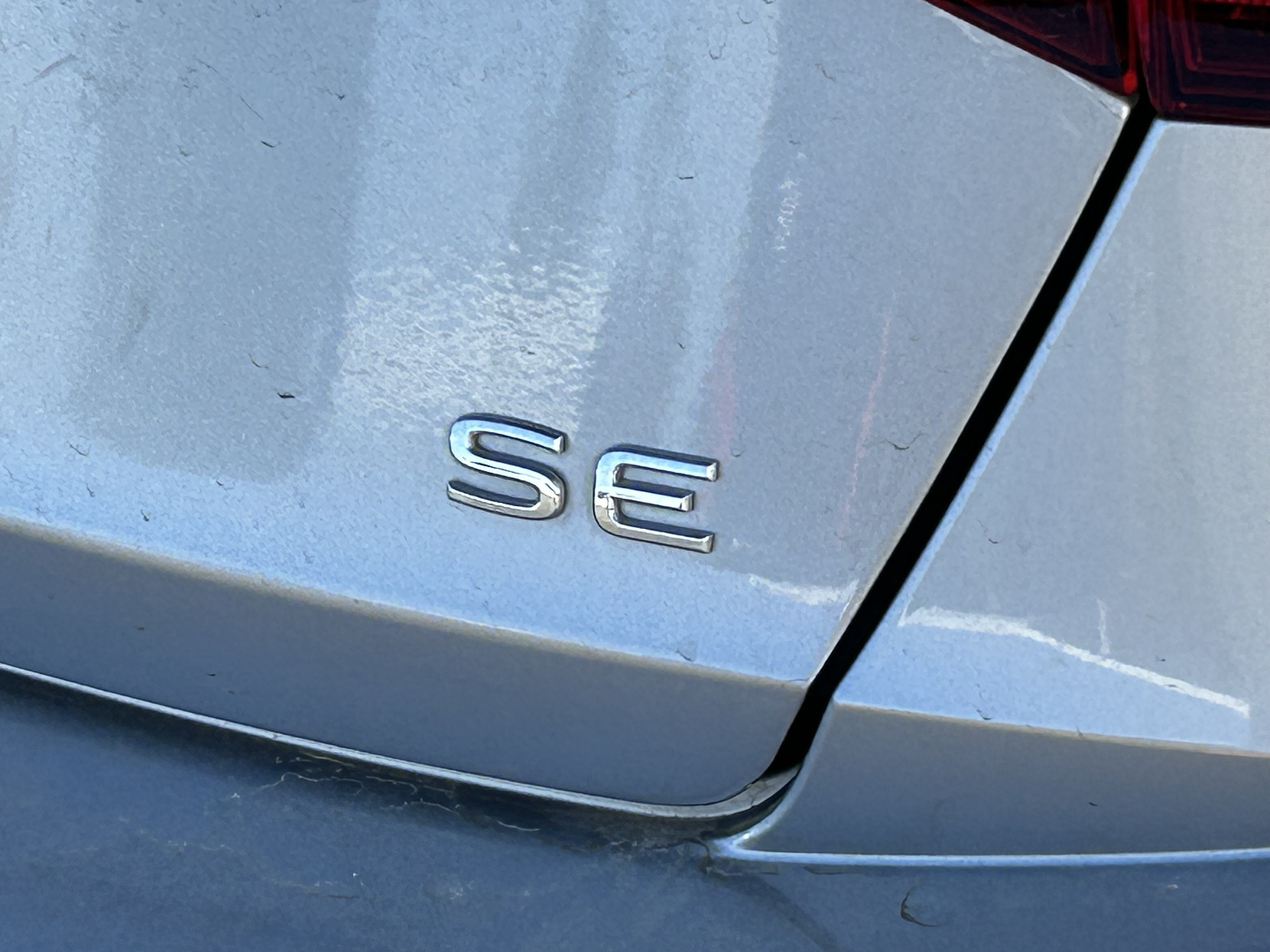 Used 2024 Volkswagen Jetta SE FWD image 5