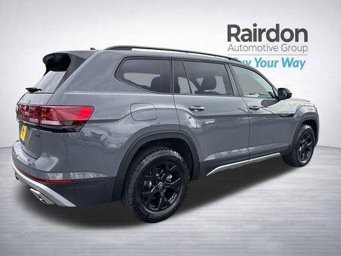 New 2026 Volkswagen Atlas Peak Edition AWD/4WD image 7