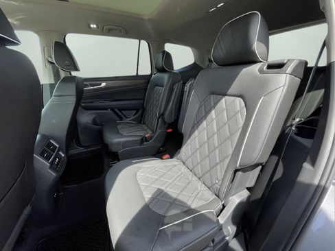 Used 2026 Volkswagen Atlas SEL Premium R-Line AWD/4WD image 15