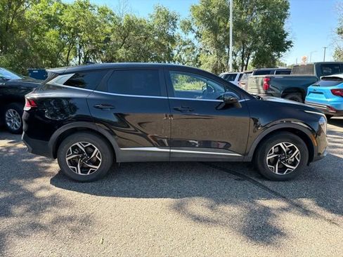 Used 2024 Kia Sportage LX AWD/4WD image 9