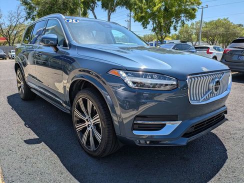 Used 2025 Volvo XC90 B6 Plus w/ Protection Package Premier image 8