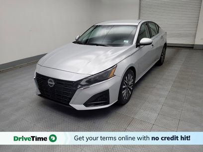 Used 2023 Nissan Altima 2.5 SV