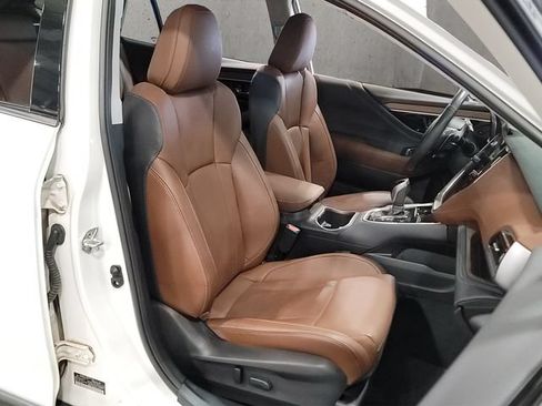 Used 2024 Subaru Outback Touring AWD/4WD image 20