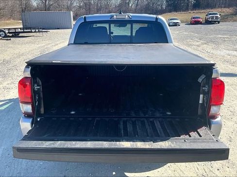 Used 2021 Toyota Tacoma SR w/ SR Convenience Package RWD image 35