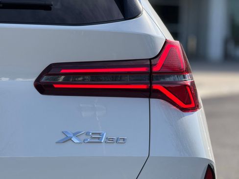 Used 2025 BMW X3 xDrive30i w/ M Sport Package image 16