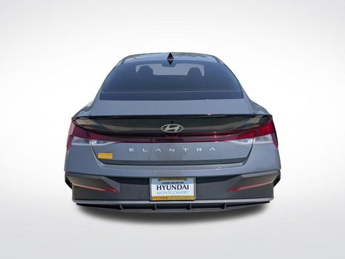 Used 2023 Genesis GV80 3.5T w/ Prestige Package AWD/4WD image 18