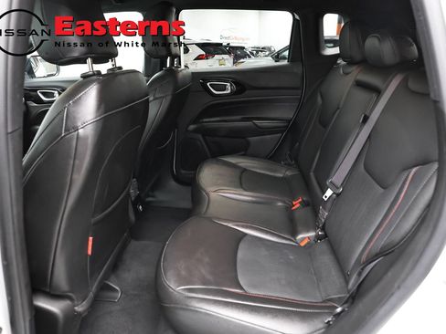 Used 2025 Jeep Compass Trailhawk w/ Trailer Tow Group AWD/4WD image 20