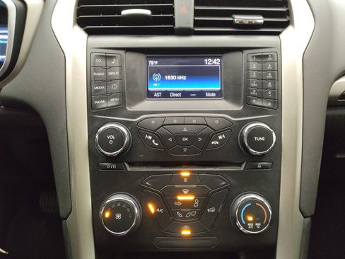 Used 2014 Ford Fusion SE w/ Equipment Group 502A image 25