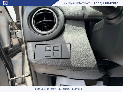 Used 2012 MAZDA MAZDA2 Sport FWD image 23