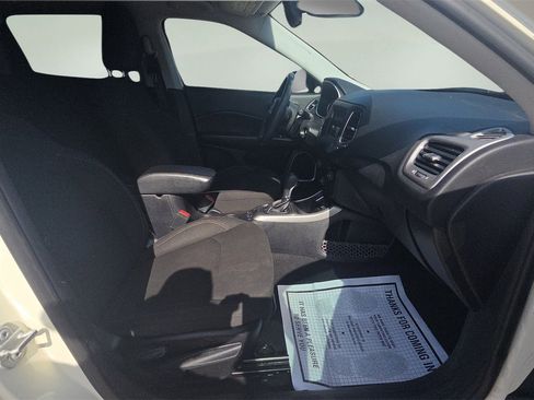 Used 2021 Jeep Compass Sport image 14