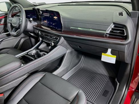 New 2026 Chevrolet Traverse Z71 w/ Driver Confidence Package image 31