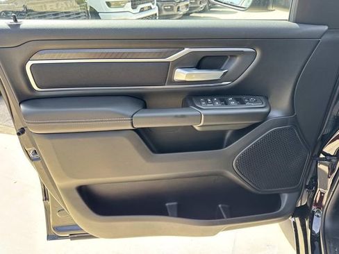 New 2026 RAM 1500 4x4 Crew Cab image 19