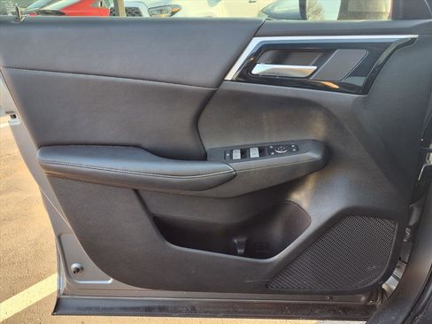 Used 2022 Mitsubishi Outlander SE image 19