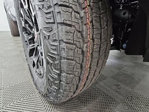 New 2026 GMC Canyon Elevation w/ Convenience Package image 47