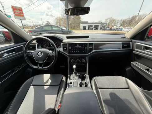 Used 2018 Volkswagen Atlas SE FWD image 32