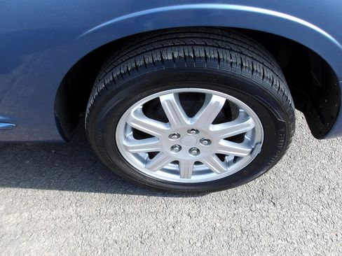 Used 2007 Chrysler PT Cruiser Convertible w/ Spring Special Group image 26