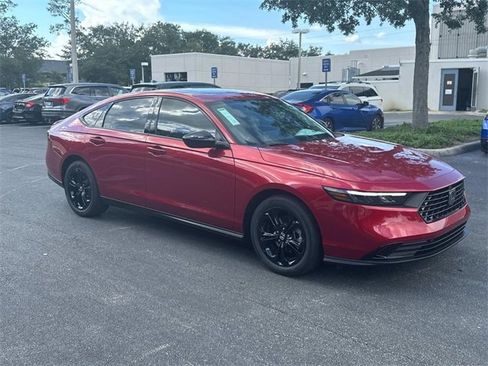 New 2025 Honda Accord SE image 3