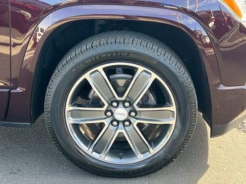 Used 2018 GMC Acadia Denali w/ LPO, Cargo Package image 13