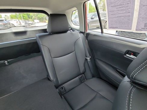 Used 2023 Toyota Corolla Cross XLE w/ Convenience Package FWD image 6