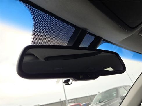 Used 2019 Kia Sorento LX w/ LX Convenience Package image 16