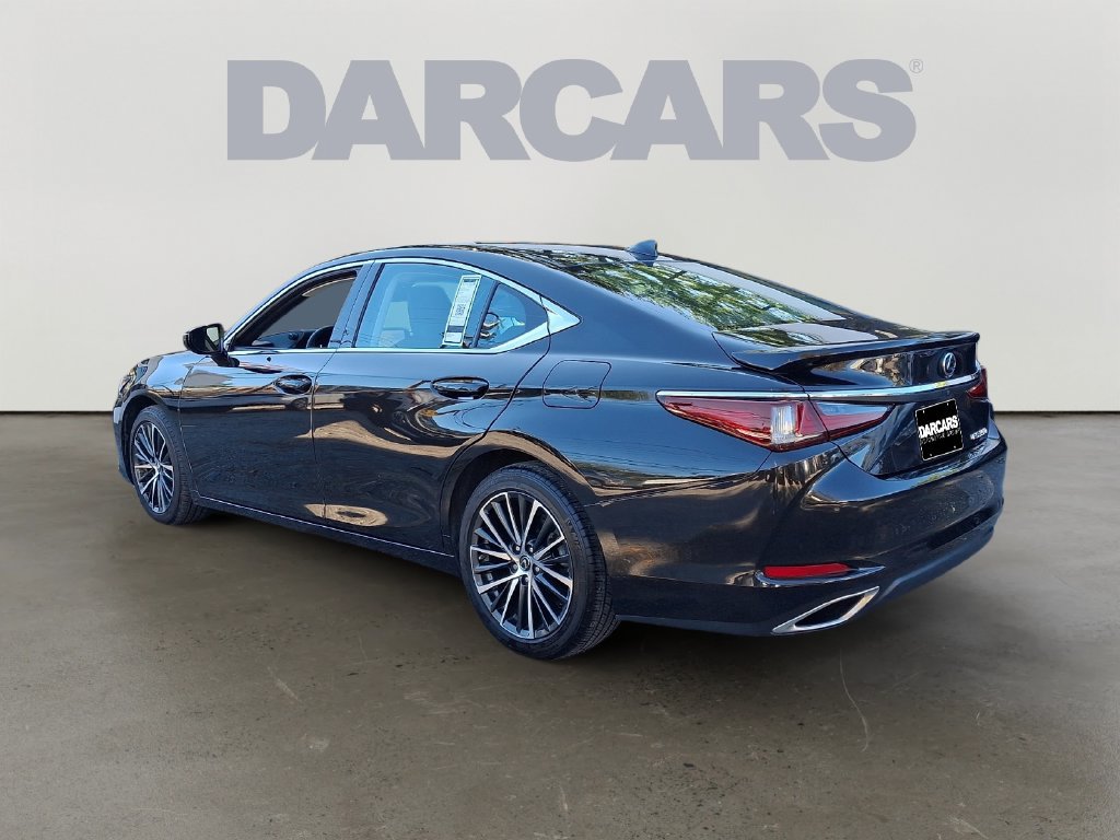 Used 2024 Lexus ES 350 w/ Premium Package FWD image 4