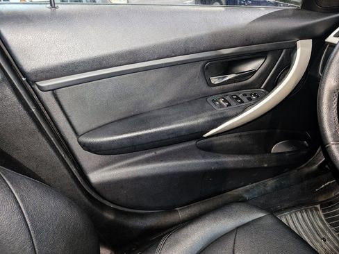 Used 2013 BMW 328i xDrive Sedan image 31