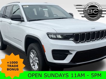 New 2025 Jeep Grand Cherokee Laredo w/ Luxury Tech Group I