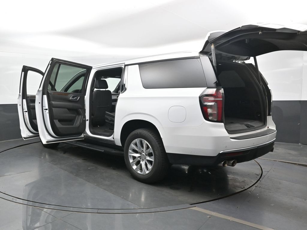 Used 2023 Chevrolet Suburban Premier AWD/4WD image 51
