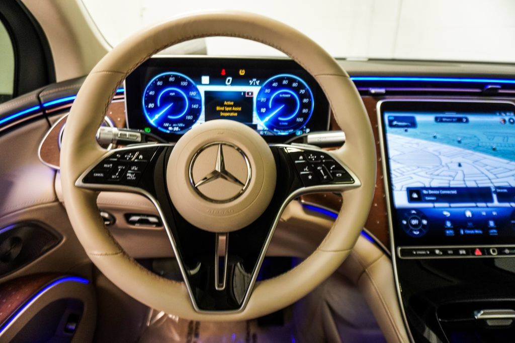 Used 2023 Mercedes-Benz EQS 450+ SUV image 13