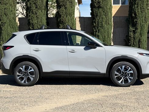 New 2026 MAZDA CX-5 Preferred image 3