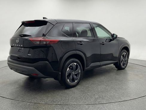 Used 2025 Nissan Rogue SV FWD image 9
