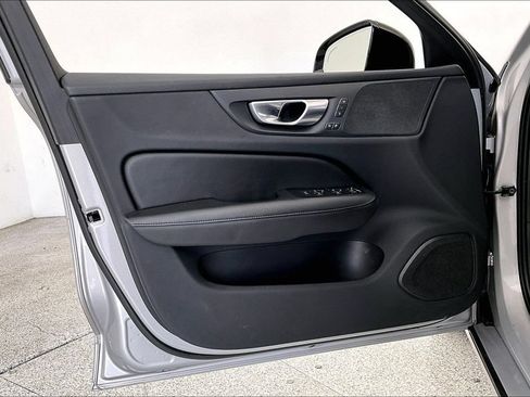 Used 2024 Volvo S60 B5 Plus AWD/4WD image 23