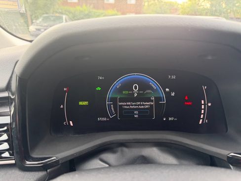 Used 2025 Toyota Camry LE FWD image 17