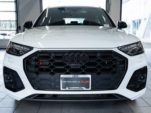 Used 2022 Audi SQ5 Prestige image 2