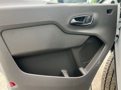 New 2024 Ford Transit 250 148 High Roof RWD image 21