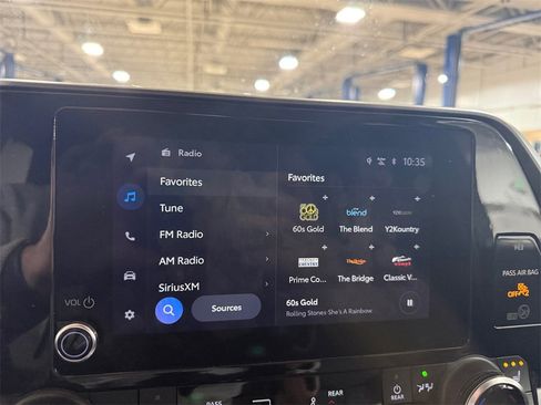 Used 2023 Toyota Highlander XLE image 17