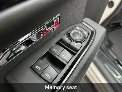 New 2026 GMC Sierra 1500 AT4 w/ AT4 Premium Package AWD/4WD image 13