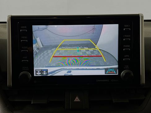 Used 2020 Toyota RAV4 XLE w/ Convenience Package image 28