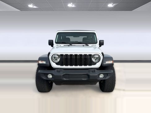 Used 2024 Jeep Wrangler Sport AWD/4WD image 5