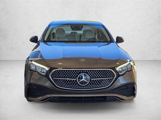 Used 2025 Mercedes-Benz E 350 4MATIC Sedan video 2
