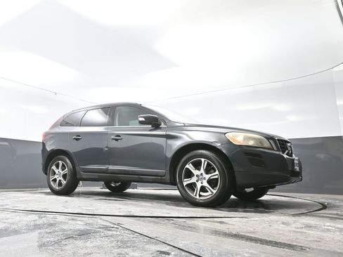 Used 2012 Volvo XC60 T6 AWD/4WD image 49