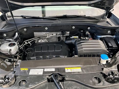Used 2024 Volkswagen Atlas SE FWD image 31